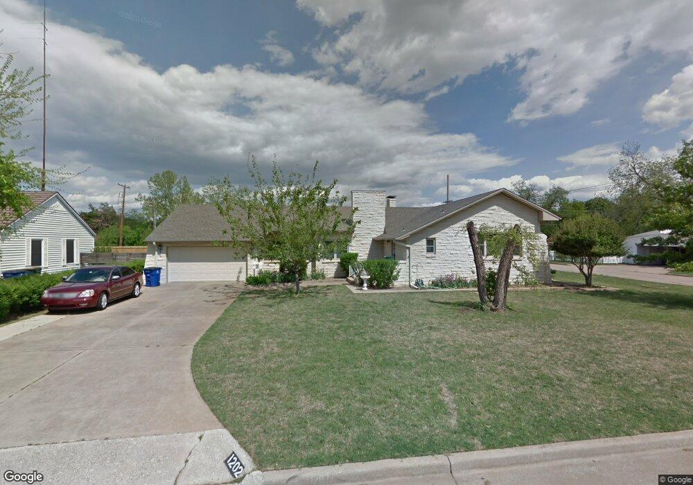 1202 1202 N Grand, Duncan, OK 73533 - photo 1