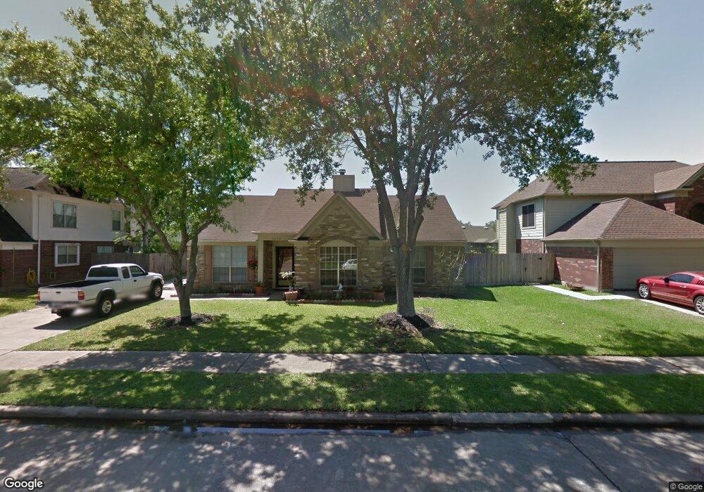 3908 Cedarwood Dr, Pearland, TX 77584 - photo 1