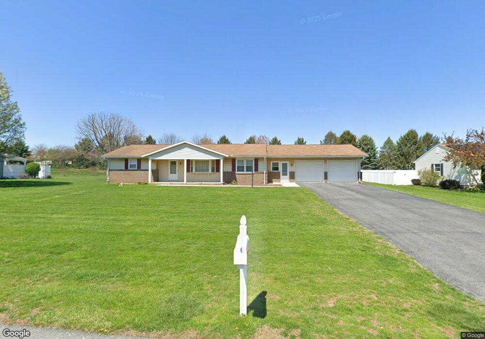 5 Runway Ave, New Holland, PA 17557 - photo 1