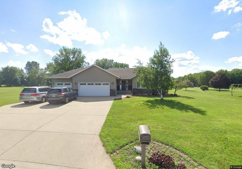 1621 Seath Dr, Albert Lea, MN 56007 - photo 1