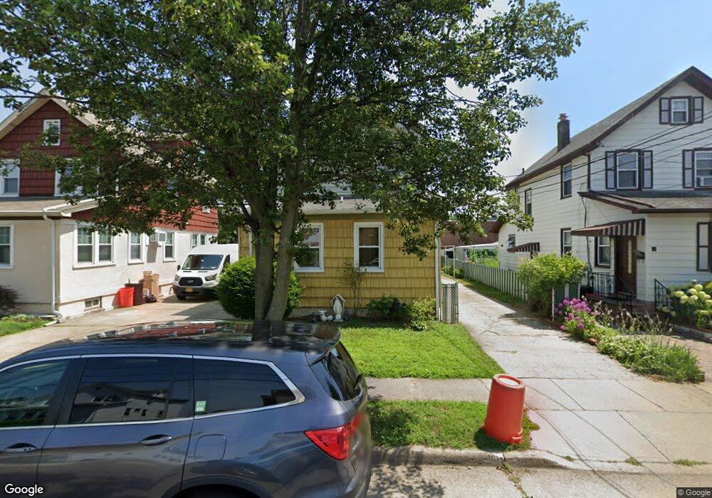 89 Liberty Ave, Mineola, NY 11501 - photo 1