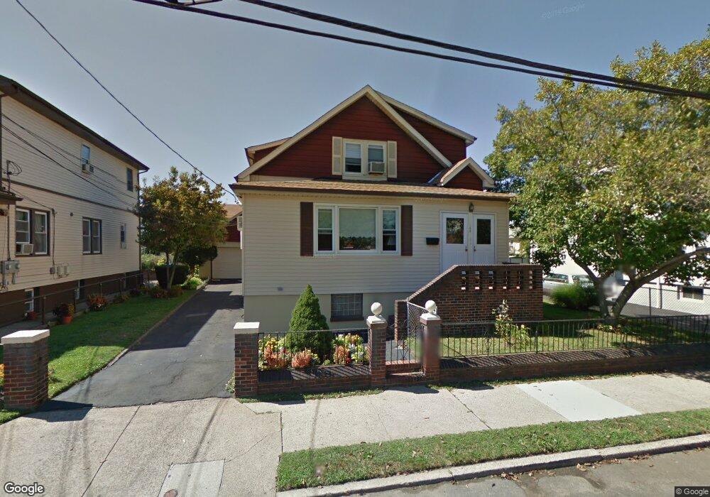189 Holt St, Hackensack, NJ 07601 - photo 1