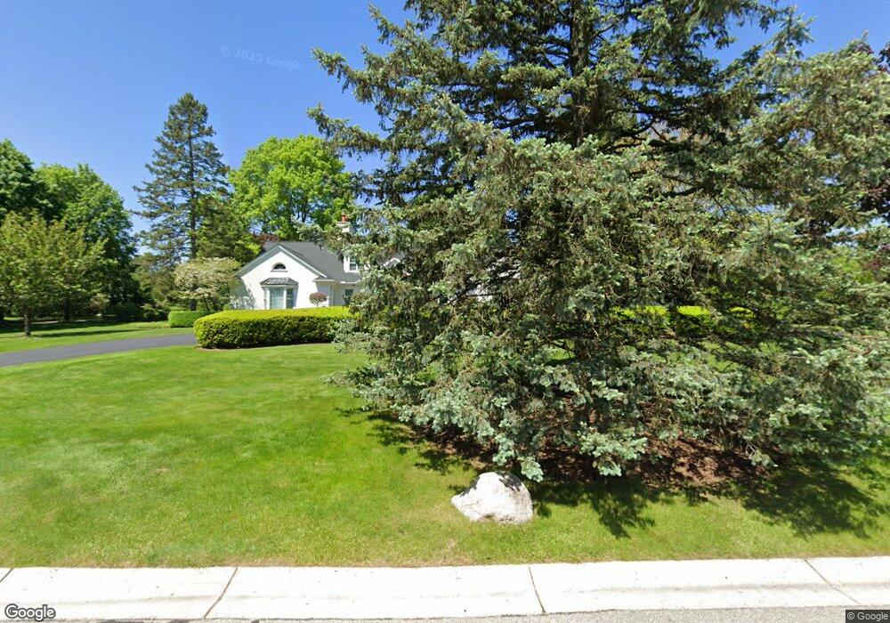 294 Barden Rd, Bloomfield Hills, MI 48304 - photo 1