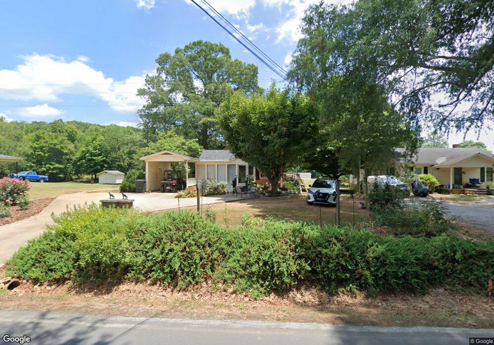 725 Foxfire Rd, Asheboro, NC 27205 - photo 1