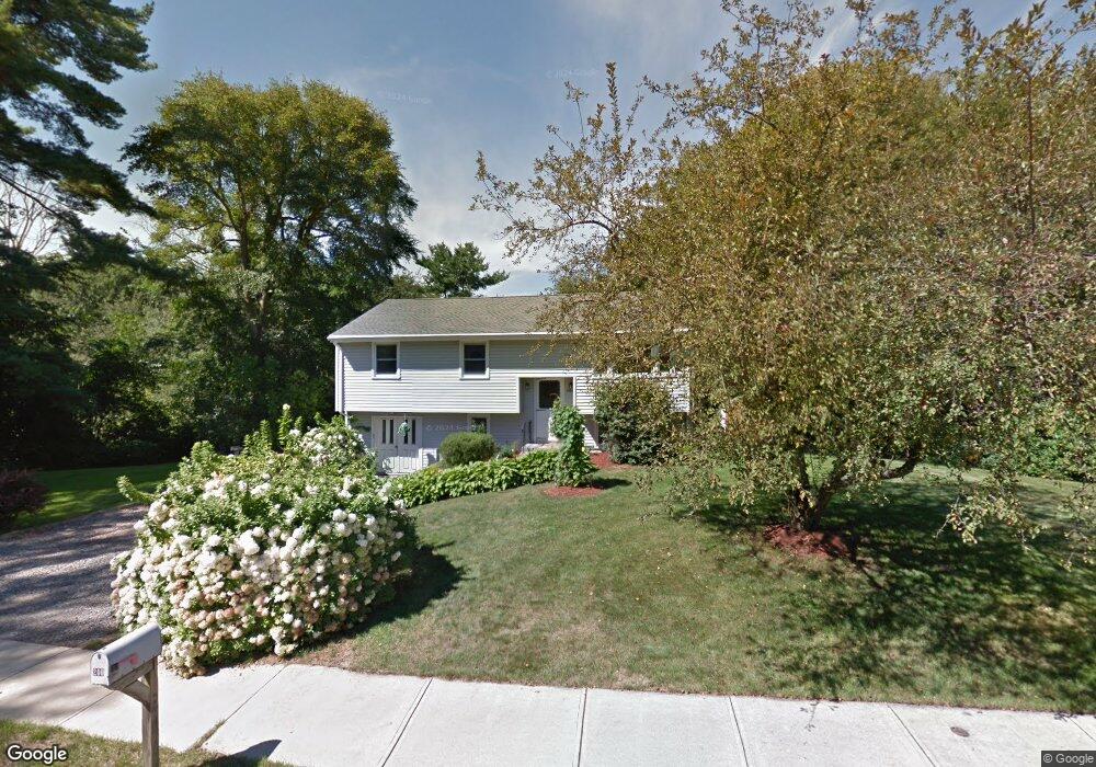 200 Crossfield Rd, Franklin, MA 02038 - photo 1