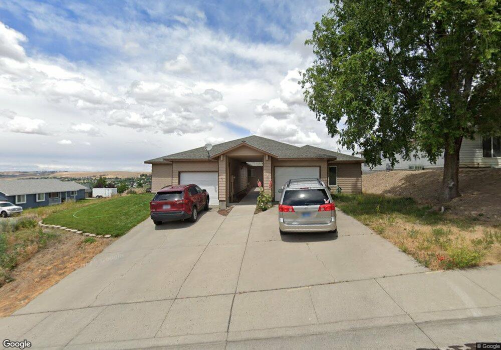 3 SE Kirk Ave, Pendleton, OR 97801 - photo 1