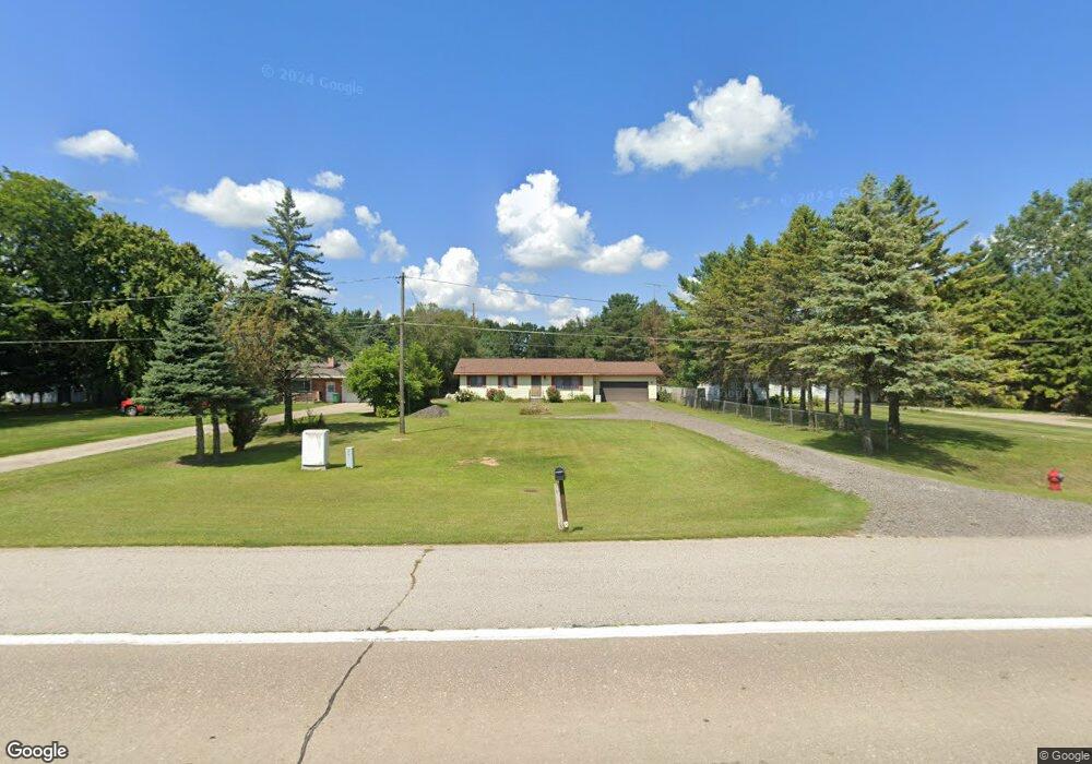 10777 Birch Run Rd, Birch Run, MI 48415 - photo 1