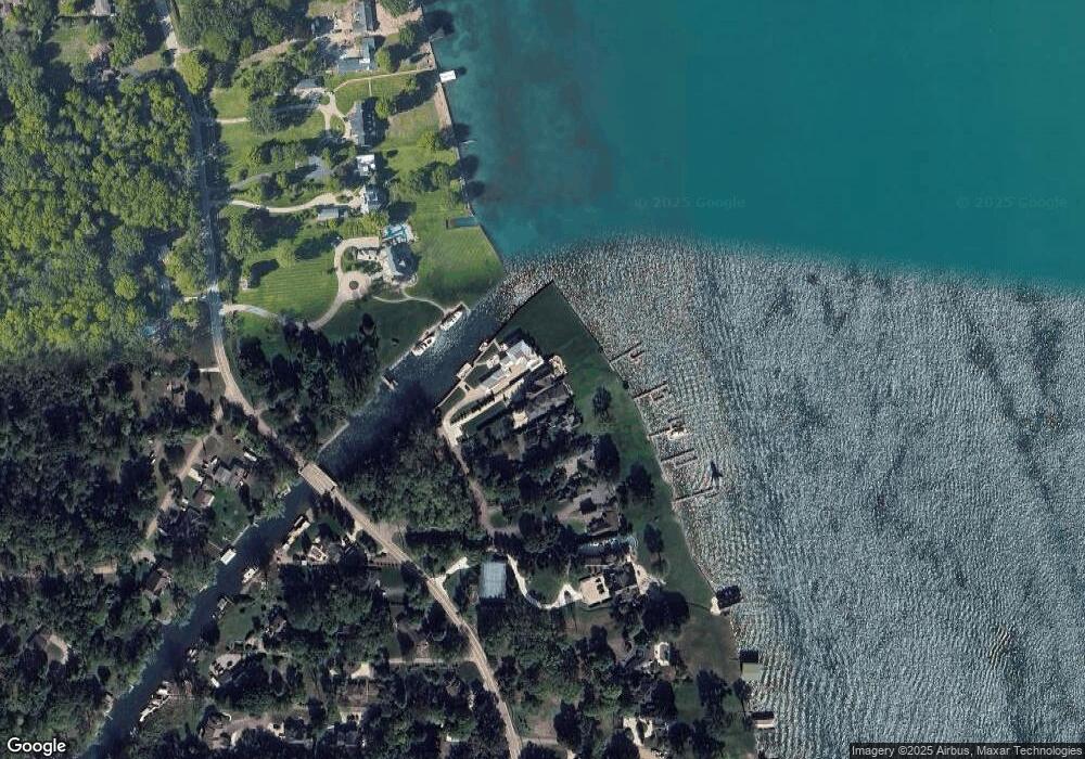 19455 Lighthouse Pointe, Grosse Ile, MI 48138 - photo 1