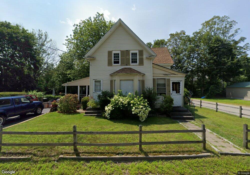 137 School St, Sanford, ME 04073 - photo 1