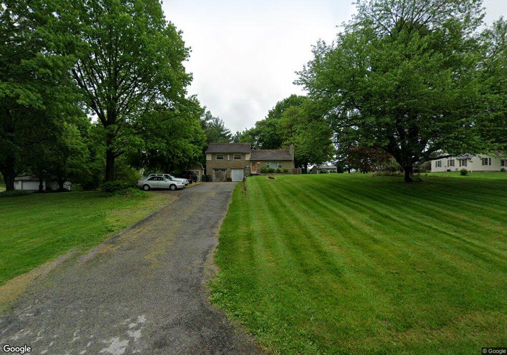 3159 Williams Rd, Columbus, OH 43207 - photo 1