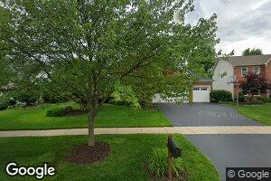 2608 Fairhauser Rd, Naperville, IL 60564