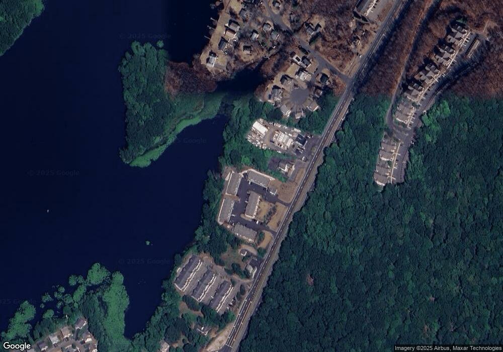 25 Edgewater Cir, Berlin, CT 06037 - photo 1