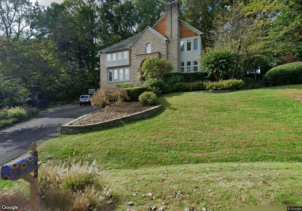 8112 Tomlinson Ave, Bethesda, MD 20817 - photo 1