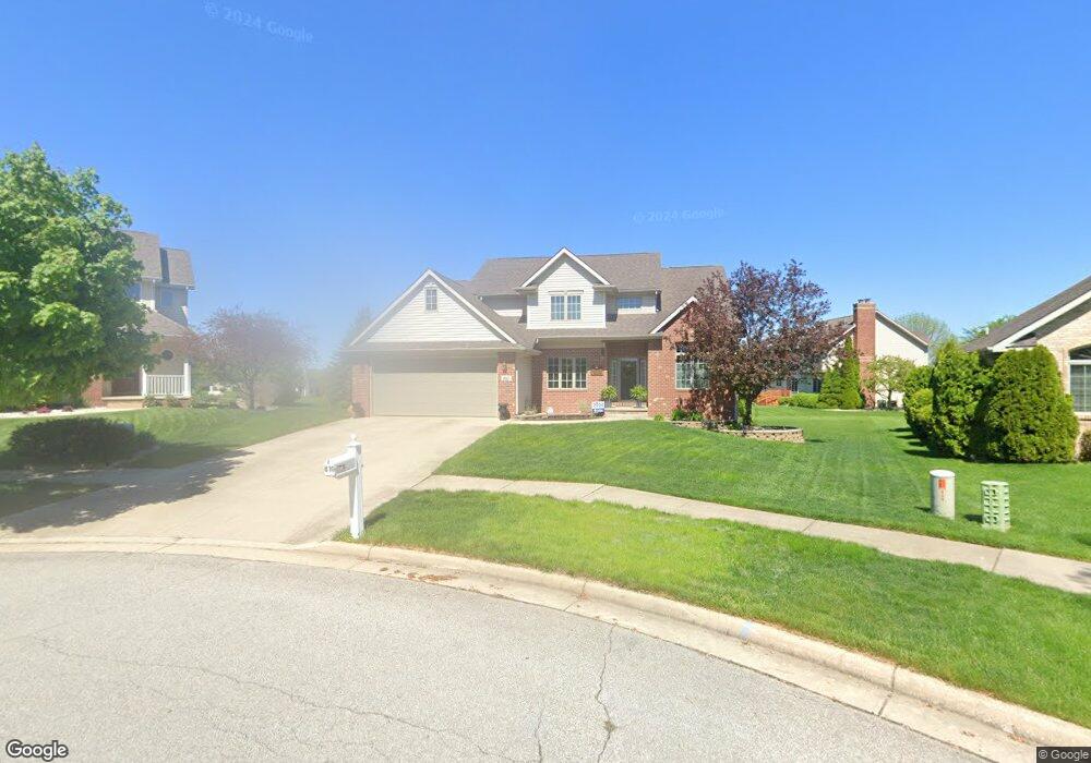 810 James Ct, Crown Point, IN 46307 - photo 1