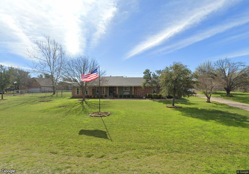 1910 Circleview Dr, Weatherford, TX 76087 - photo 1