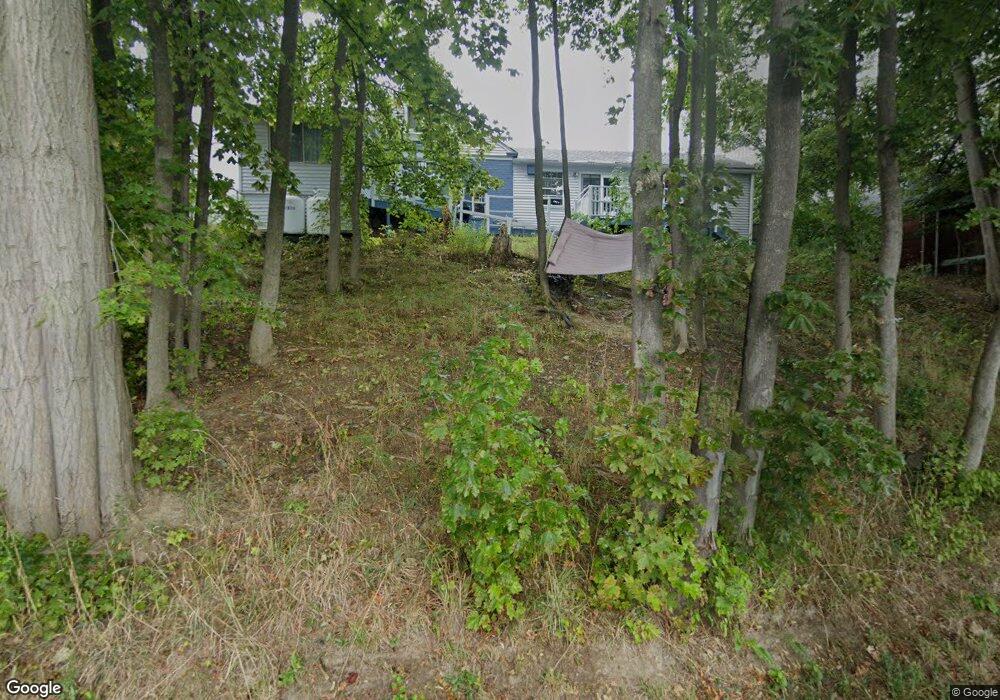 211 Lake Shore Dr, Rensselaer, NY 12144 - photo 1