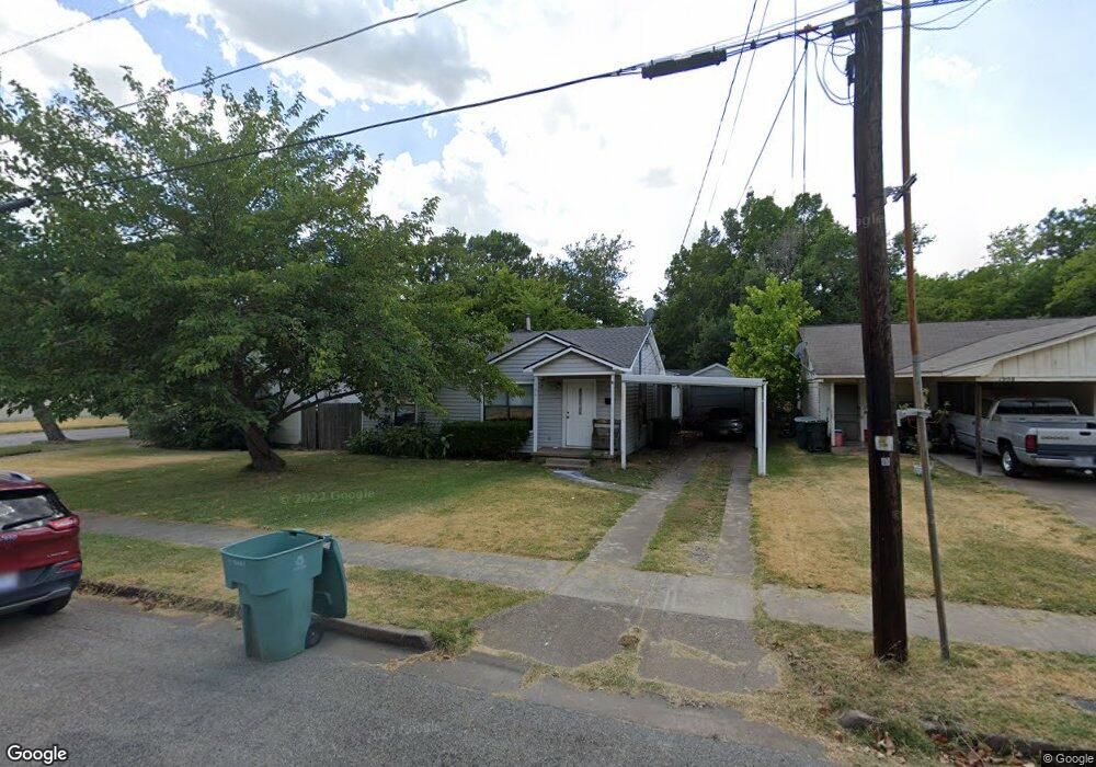 1906 N Alexander St, Sherman, TX 75092 - photo 1