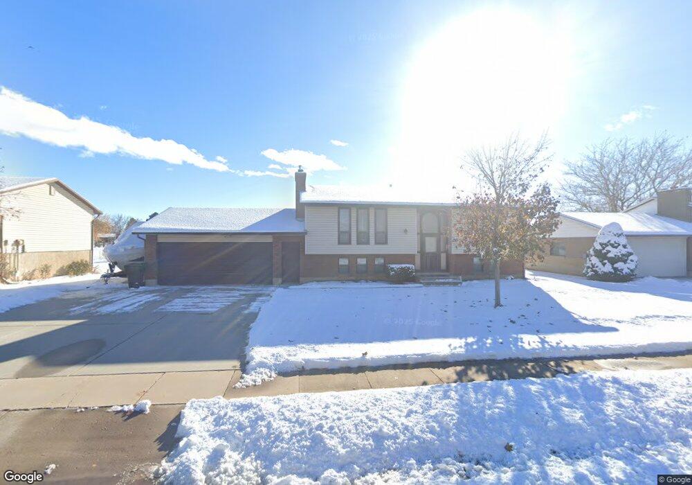 3233 W 1925 N, Clearfield, UT 84015 - photo 1