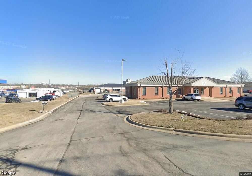 609 W Dyke Rd, Rogers, AR 72758 - photo 1