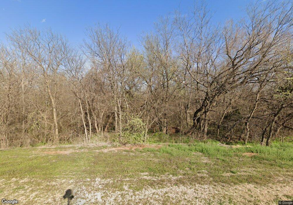 612 Nathan Ln, Moore, OK 73160 - photo 1