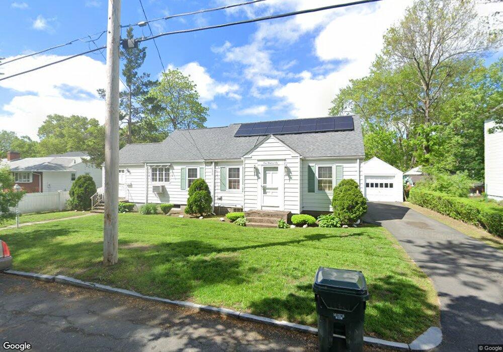 106 Burghardt St, Springfield, MA 01109 - photo 1