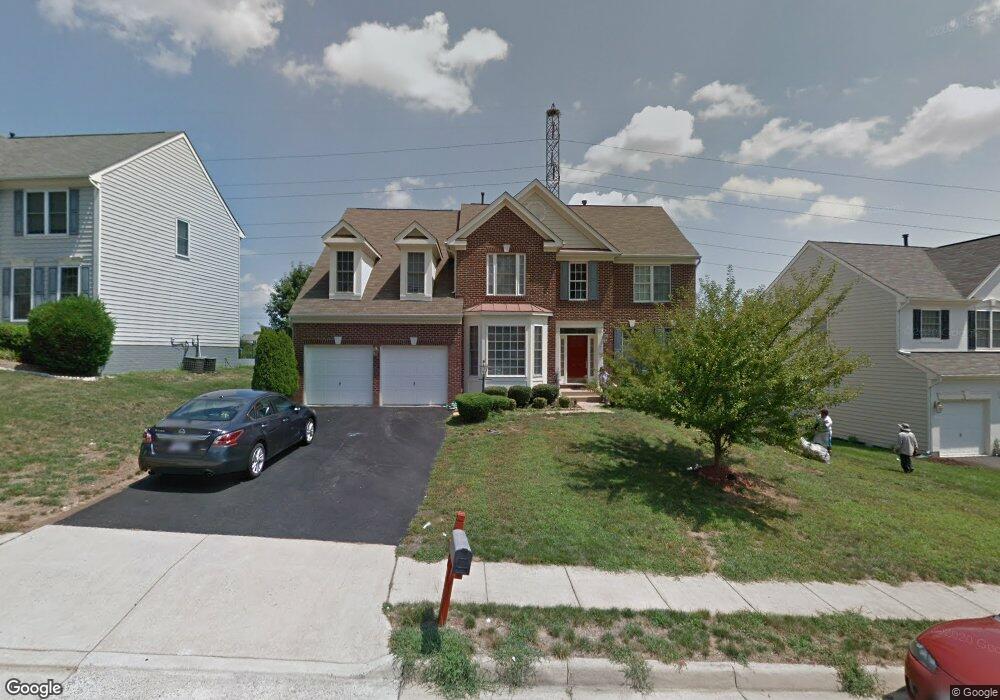 2778 Burrough Hill Ln, Woodbridge, VA 22191 - photo 1