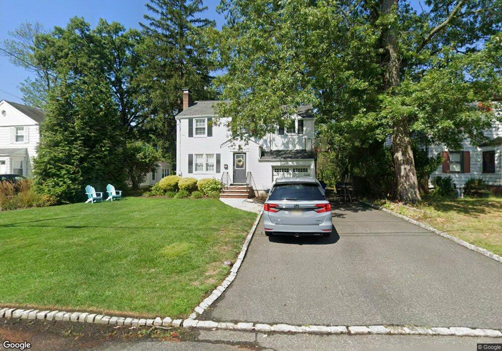 52 Lexington Dr, Livingston, NJ 07039 - photo 1