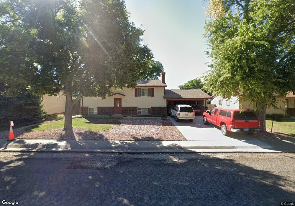 736 Mobile St, Aurora, CO 80011 - photo 1