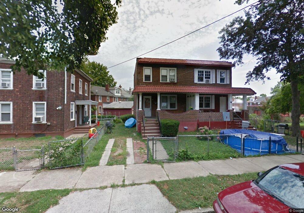 2920 E Octagon Rd, Camden, NJ 08104 - photo 1