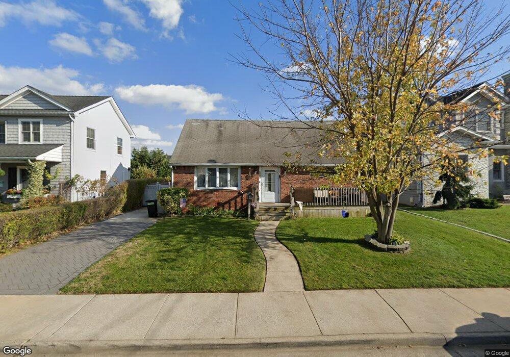 3299 2nd St, Oceanside, NY 11572 - photo 1