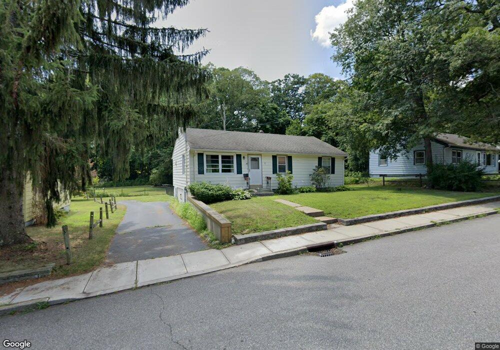 28 Quarry St, Willimantic, CT 06226 - photo 1