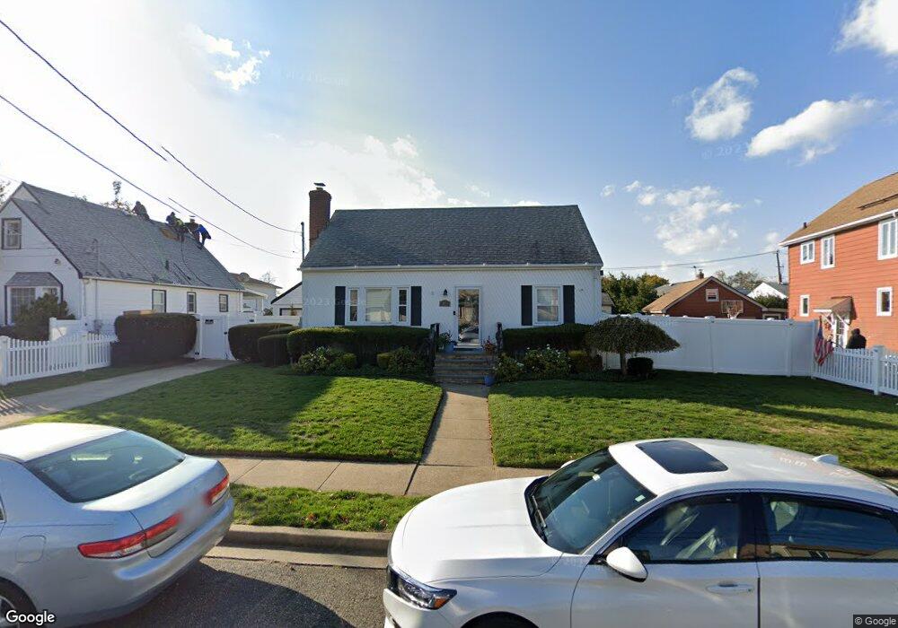 3152 Trinity St, Oceanside, NY 11572 - photo 1