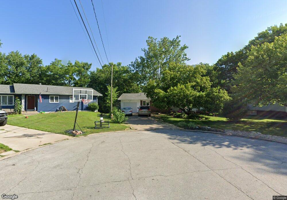 1741 Monterey Ct, Bettendorf, IA 52722 - photo 1