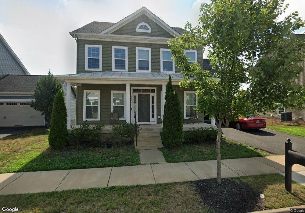 9051 Randolph Cir, Bealeton, VA 22712 - photo 1