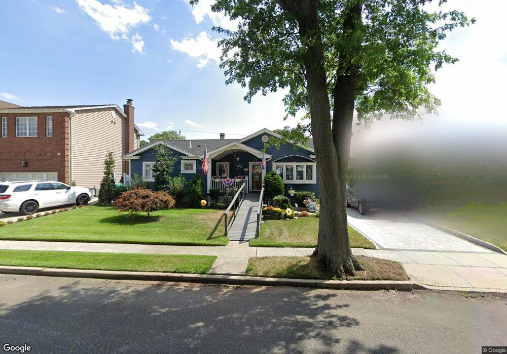 705 Plato St, Franklin Square, NY 11010 - photo 1