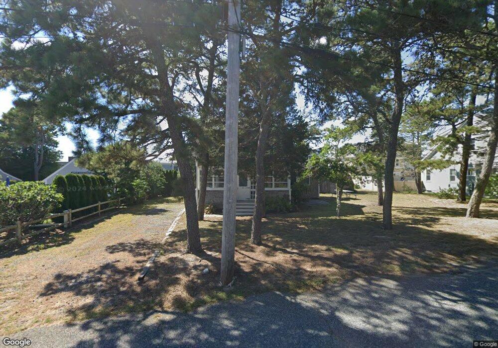 32 Hiawatha Rd, Harwich Port, MA 02646 - photo 1