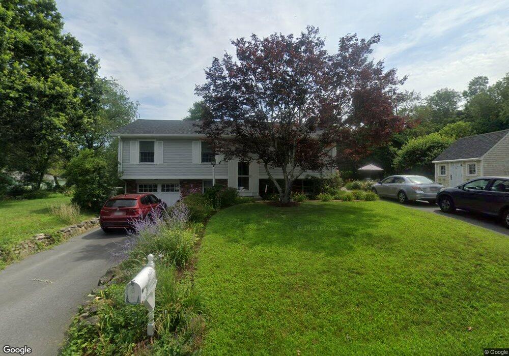 3 Hemlock Ln, Mattapoisett, MA 02739 - photo 1