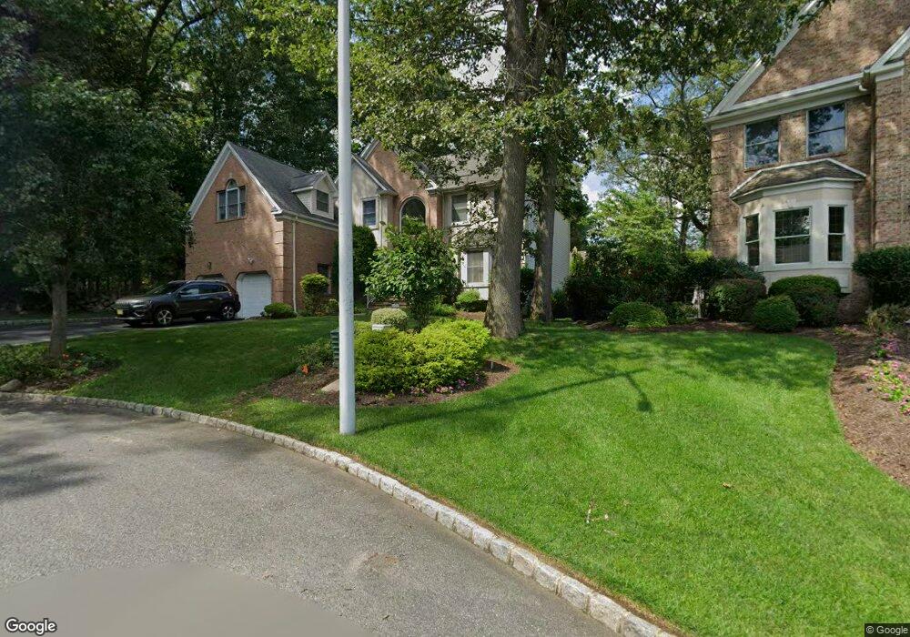 23 Sylvan Ct, Mahwah, NJ 07430 - photo 1