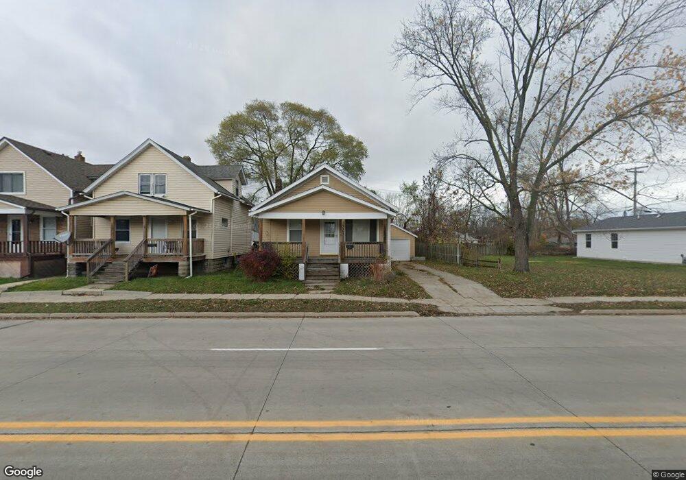 1337 Water St, Port Huron, MI 48060 - photo 1