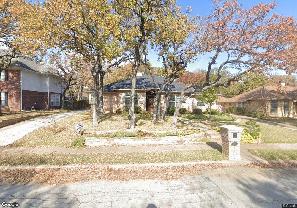 1221 Briar Dr, Bedford, TX 76022 - photo 1