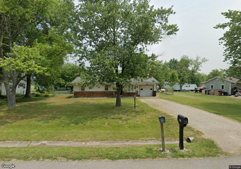 513 Hickory Dr, Hanover, IN 47243 - photo 1