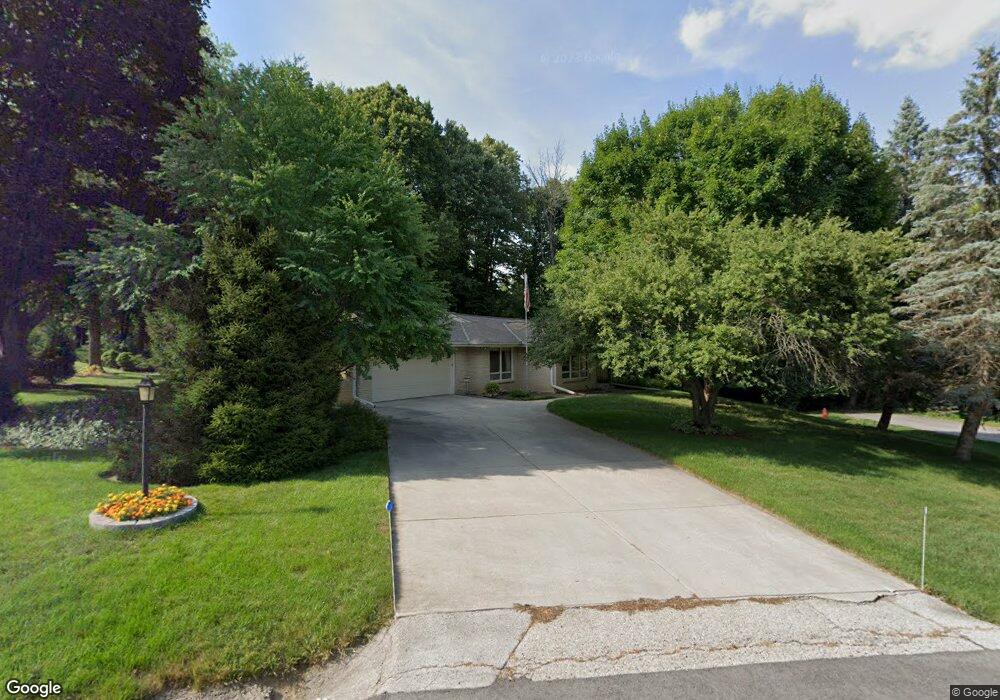 N73W13878 Houston Dr, Menomonee Falls, WI 53051 - photo 1