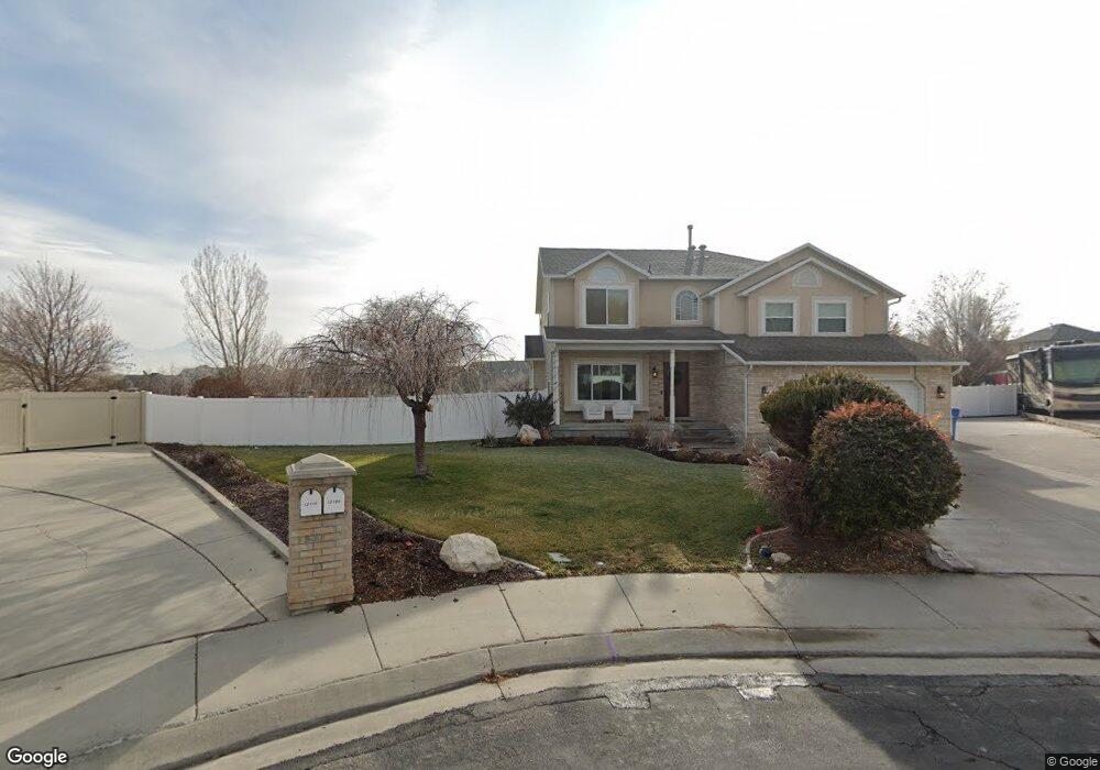 12189 S 3040 W, Riverton, UT 84065 - photo 1