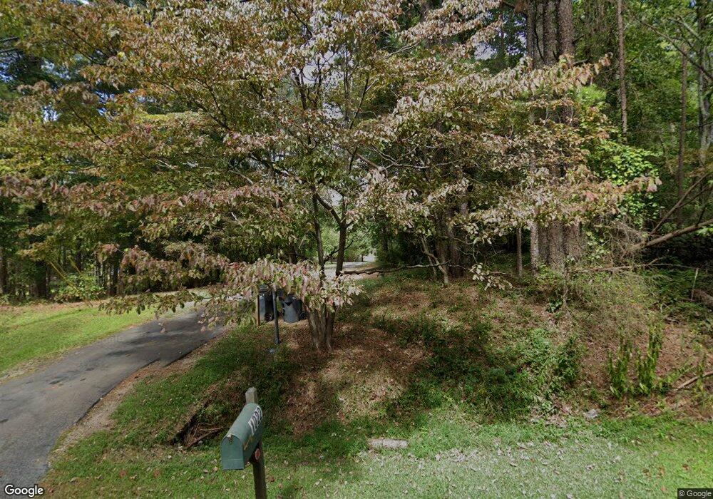 1022 Riverside Rd, Sugar Hill, GA 30518 - photo 1