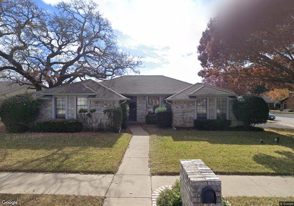 1124 Wheaton Ct, Bedford, TX 76021 - photo 1