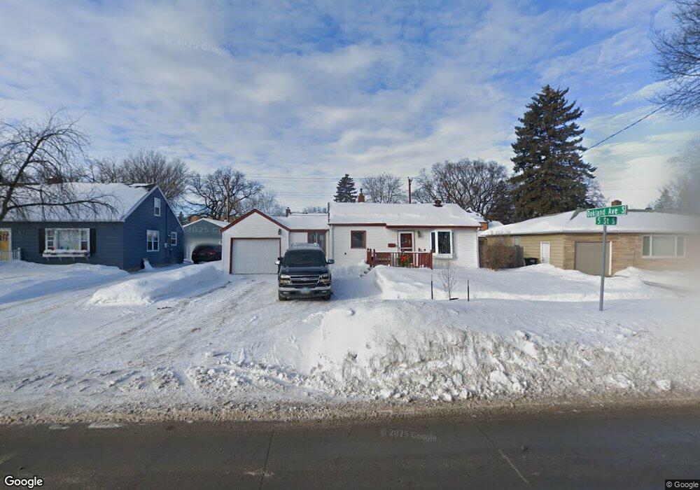 1421 5th St S, Fargo, ND 58103 - photo 1