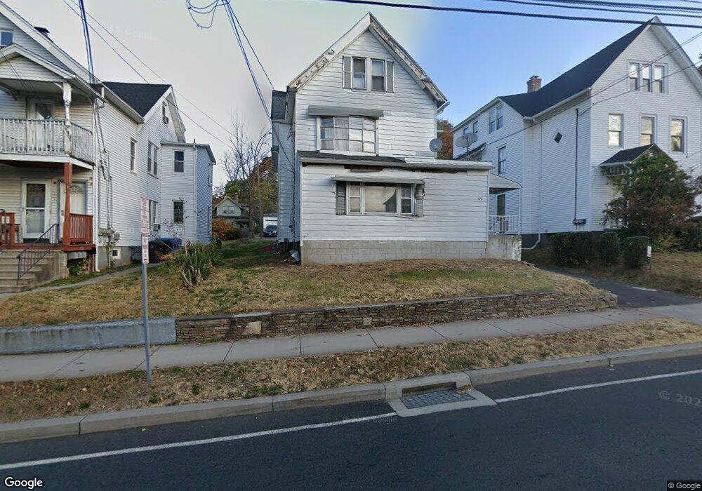 177 Hart St unit 2, New Britain, CT 06052 - photo 1