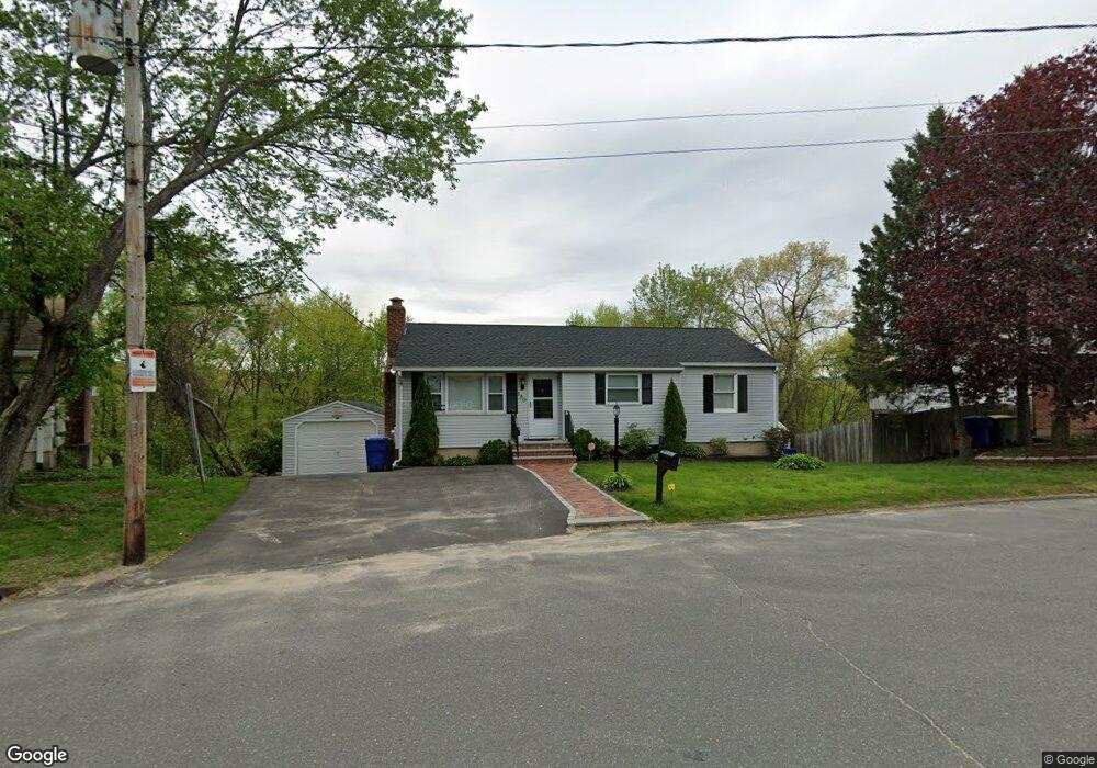 150 Horseshoe Dr, Waterbury, CT 06706 - photo 1