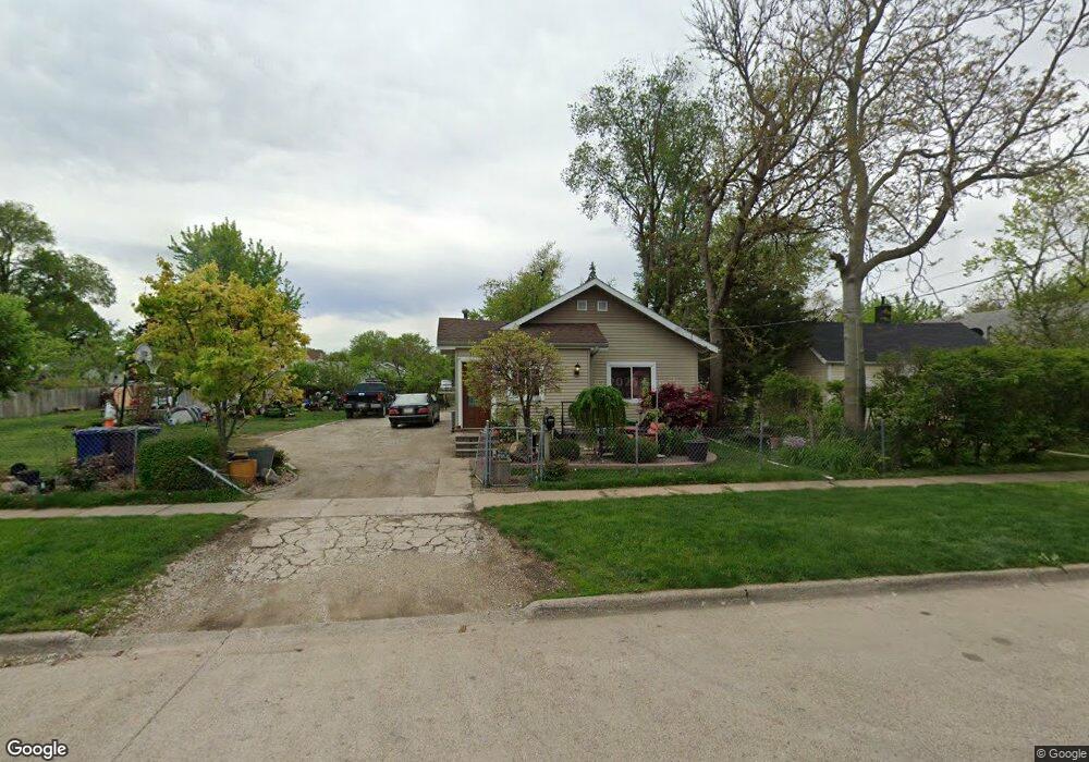 2047 Maple St, Des Moines, IA 50317 - photo 1