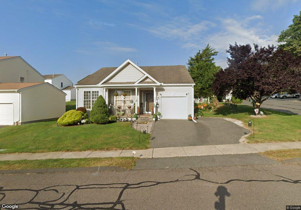 9 Primrose Ln, Suffield, CT 06078 - photo 1